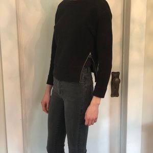 Aritzia Wilfred Free Sweater